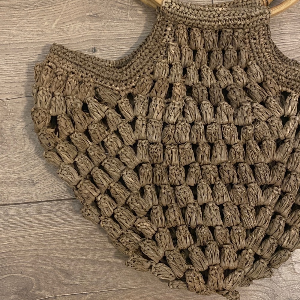 Izia Bag Tea Made in Mada Handcrafted Resort Brown Woven Purse - Picture 3 of 8